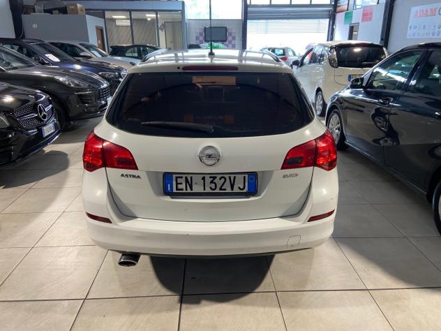 Opel Astra 1.4 Turbo 140CV Sports Tourer GPL Tech Cosmo - Foto 6