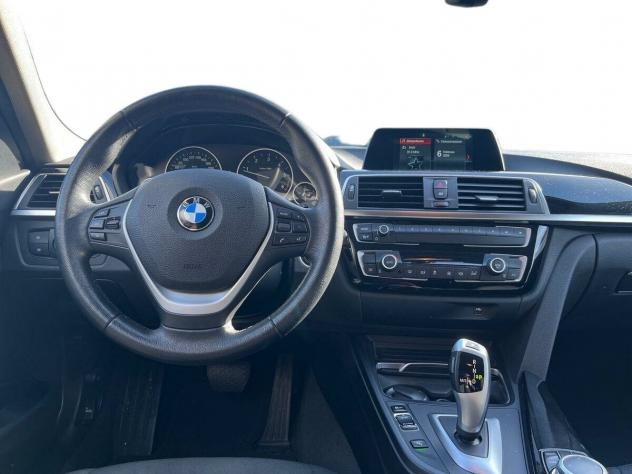 BMW Serie 3 316d Touring Business Adv. Aut. - Foto 8