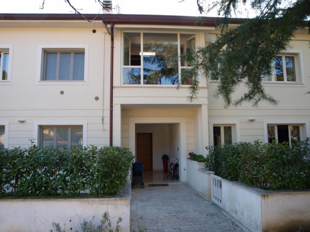 APPARTAMENTO INDIPENDENTE di 3 vani e di 100 mq (CAMAIORE) rif. 2001 - Foto 5
