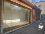 Locale commerciale in affitto a Venaria Reale