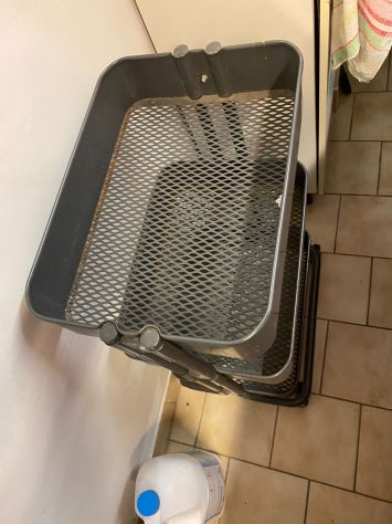 Carrello in ferro con tre ripiani su ruote - Foto 2