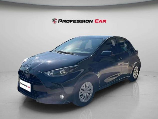 Toyota Yaris 1.5 hybrid Business