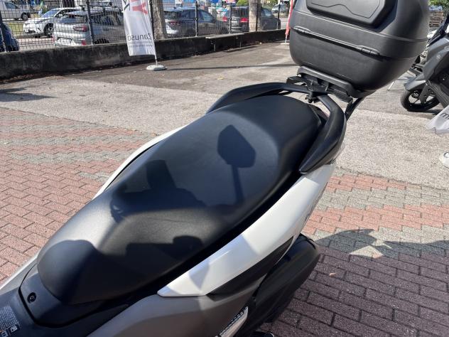 Yamaha Nmax 125 scooter 125 guidabile anche patente B - Foto 10
