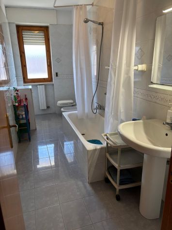 4 camere per studentesse (Zona Obelisco / Porta Napoli) - Foto 4
