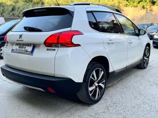 Peugeot 2008 BlueHDi 100 Allure 2015 - Foto 3