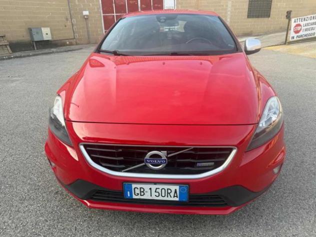 VOLVO V40 D4 R-design Momentum Stupenda Bellissima rif. 23916110 - Foto 2