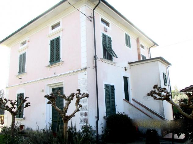 Villa in vendita a Orentano - Castelfranco di Sotto 280 mq Rif: 1245390