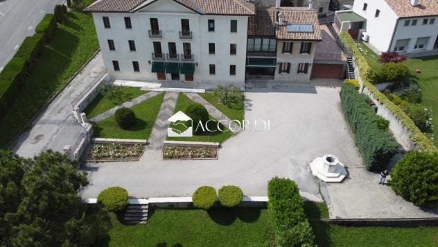 VILLA di 21 vani e di 800 mq (POSSAGNO) rif. DG206AB - Foto 2