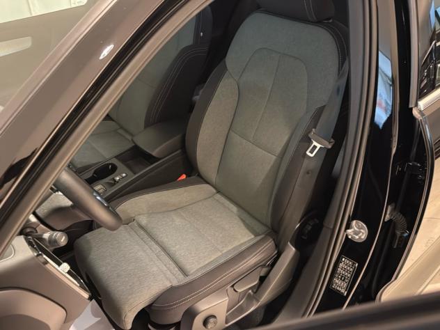 Volvo XC40 T4Recharge PHEV Core Navi Cruise FariLED Cerchi18” - Foto 3