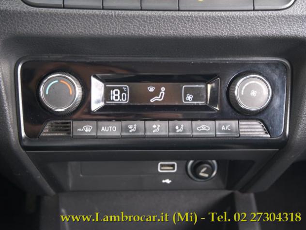 SKODA Fabia 1.0 TSI Wagon Design Edition 95cv rif. 22913429 - Foto 9