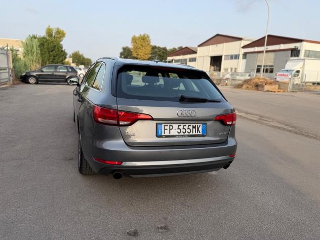 Audi A4 Avant 2.0 TFSI S tronic g-tron line edition - Foto 6