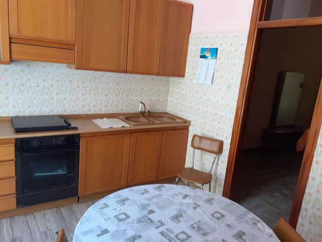 VENDESI CASA INDIPENDENTE DI 100 MQ CON GARAGE - Foto 5