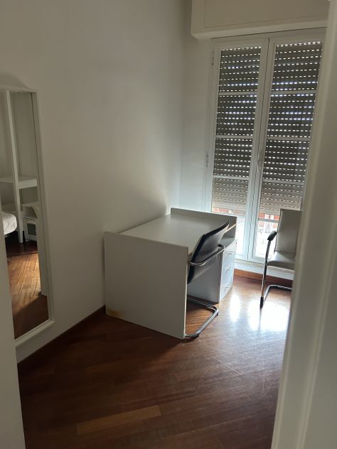Affitto Camera singola ammobiliata per studentesse/lavoratrici Libera da Giugno - Foto 2