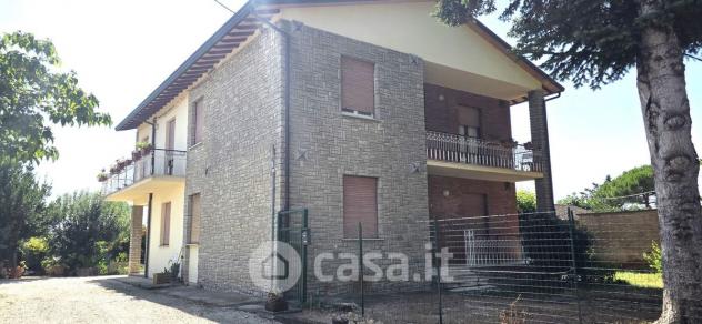 Marsciano vendesi 14 vani 345 Mq - Foto 5