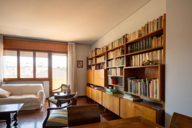 Appartamento di 155 m² con 5 locali e box auto in vendita a Venezia - Foto 3