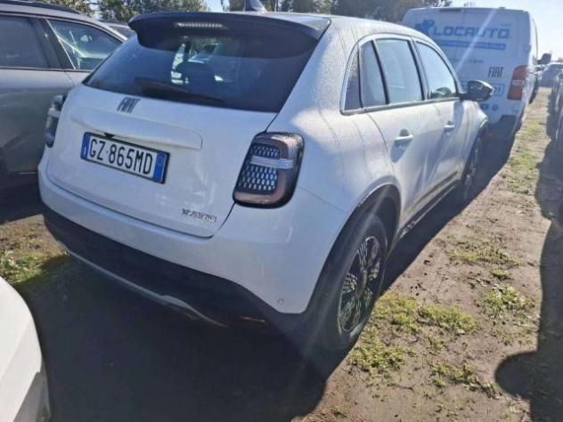 Fiat 600 600 IV 2023 1.2 hybrid POP 145cv auto - Foto 4