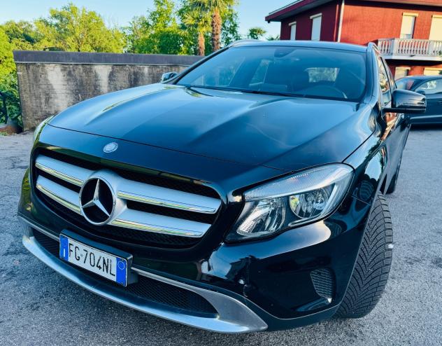 Mercedes-benz GLA 200 d Premium
