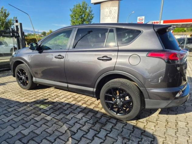 TOYOTA RAV 4 MY23 RAV4 2.5 Hybrid 2WD Dynamic rif. 24113278 - Foto 3