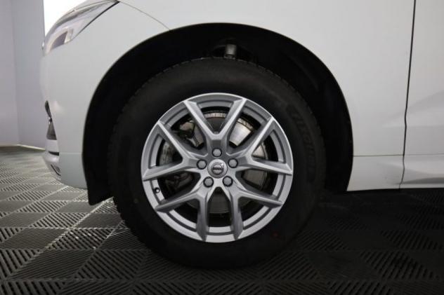 VOLVO XC60 XC60 B4 (d) automatico Momentum Pro rif. 23876778 - Foto 8