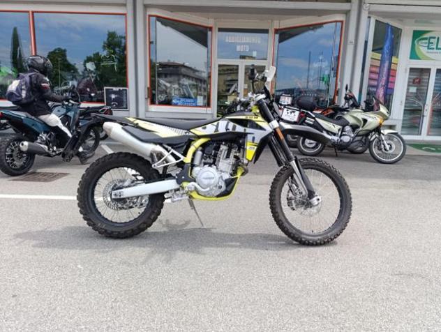 SWM RS 500 R RS 500 R rif. 23928170