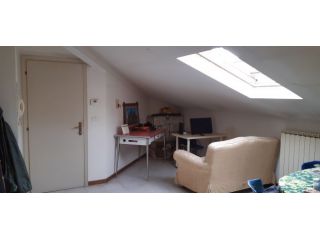 Ampia e luminosa mansarda