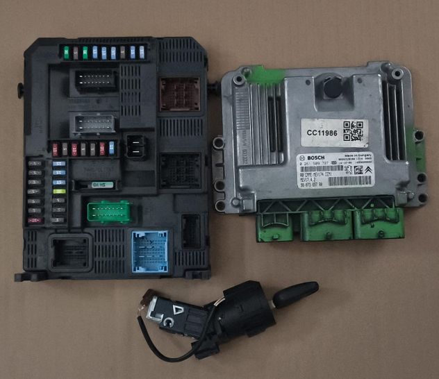 0261S09797 ECU KIT PEUGEOT 208 B GPL 1.4 MEV17.4.2 9807369780 BSI 9807531680