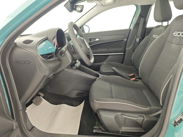 FIAT 600 Hybrid 110 CV DCT MHEV - Foto 10