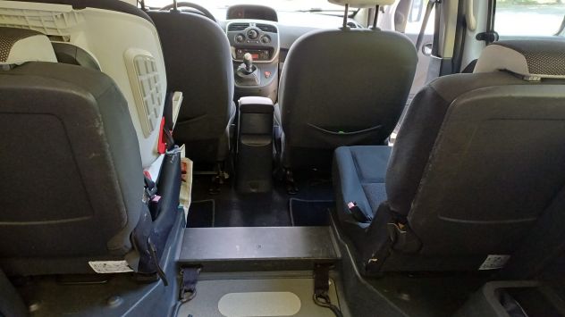 Renault Kangoo - 1.5 dCi. Trasporto per disabili (con rampa) - Foto 3