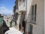 MONTAGANO- VICO CAROLINA CENTRO STORICO - VENDO FABBRICATO CIELO-TERRA SU 3 &hellip;