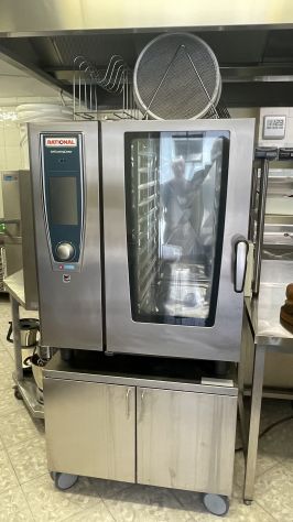 FORNO CONVEZIONE ELETTRICO 10 TEGLIE (RATIONAL) USATO