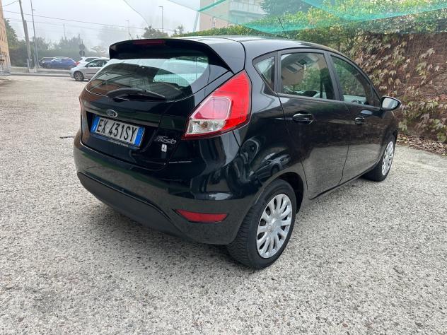 Ford Fiesta 1.5 TDCi 75CV 5 porte Titanium - Foto 4