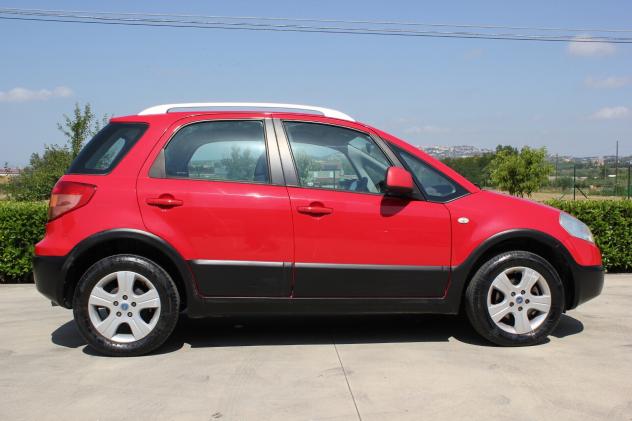 FIAT Sedici Diesel 1.9 M-Jet 120cv 4x4 . - Foto 3