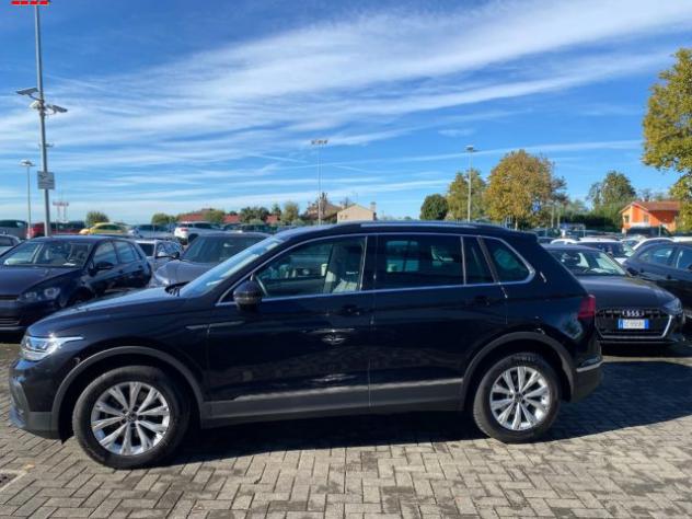VOLKSWAGEN Tiguan 2.0 TDI 150 CV SCR DSG Life grandinata rif. 23723377 - Foto 6