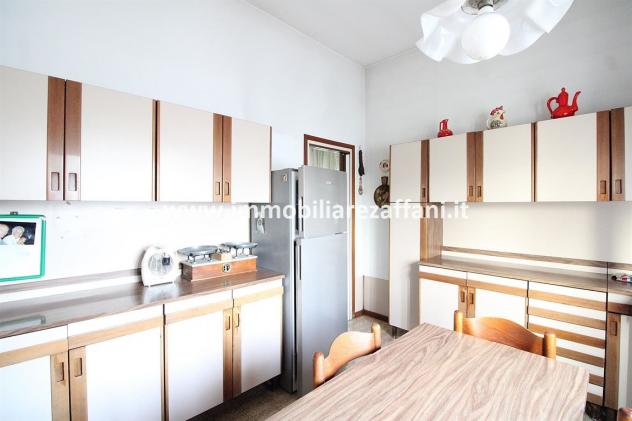 Abitazione indipendente su due livelli – 3 locali, servizi, taverna e area esterna - Foto 6