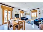 Villa di 280 m² con 5 locali e box auto in vendita a Feltre [rif. DV-9907]
