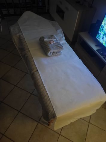 Massaggio rilassante e decontratturante Tel:3516356869
