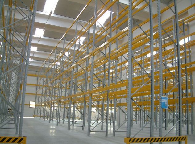 Scaffali per azienda e privati - Foto 3