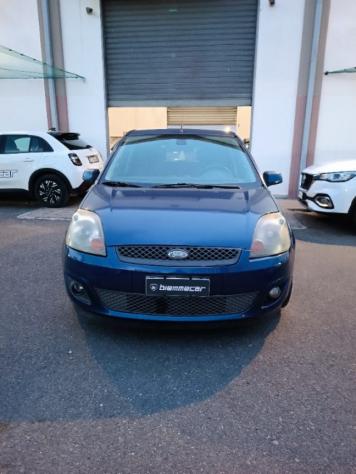 FORD Fiesta 1.4dci 68 CV 5 porte Titanium rif. 23286028 - Foto 3