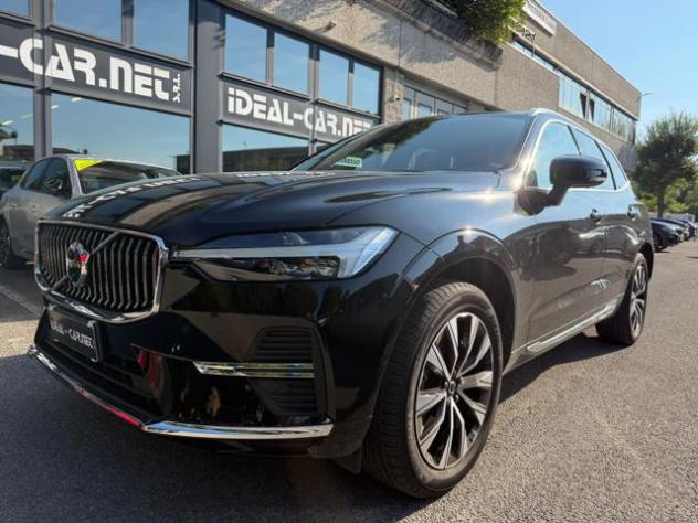 VOLVO XC60 B4 (d) AWD automatico Plus Bright rif. 24101211