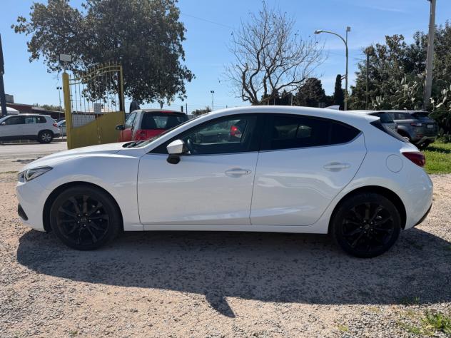 Mazda3 1.5 Skyactiv-D Exceed 2016 - Foto 9