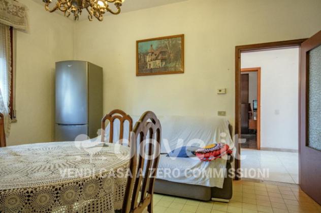 Casa indipendente di 270 m² con più di 5 locali e box auto in vendita a Ferrara - Foto 6