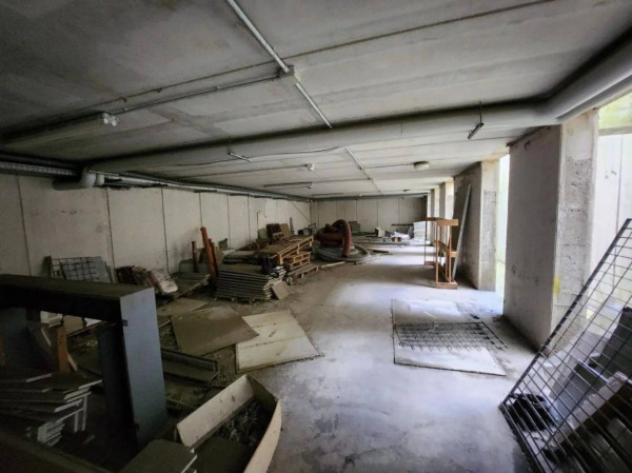 Immobile in asta di 327 m² in vendita a Concorezzo - Foto 2