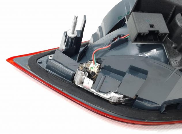 STOP POSTERIORE SINISTRO INTEGRATO NEL PORTELLO BMW Serie 2 Gran Tourer (F46) 7329791 (14) - Foto 13