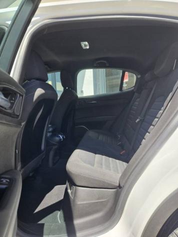 Alfa Romeo Stelvio 2.2 t Business Q4 190cv auto - Foto 8