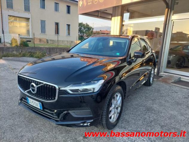 VOLVO XC60 B4 (d) AWD Geartronic Momentum Pro rif. 24200381