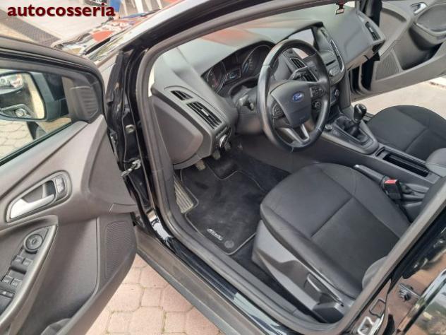 FORD Focus SW eco boost rif. 23313882 - Foto 8