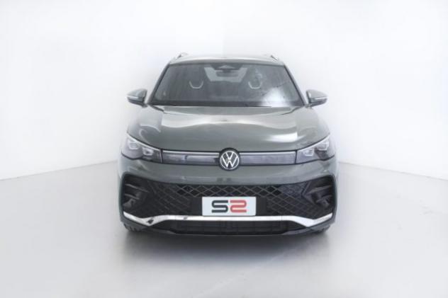 VOLKSWAGEN Tiguan 2.0 TDI 150 CV DSG R-Line IQ.light LED performance rif. 22640312 - Foto 2