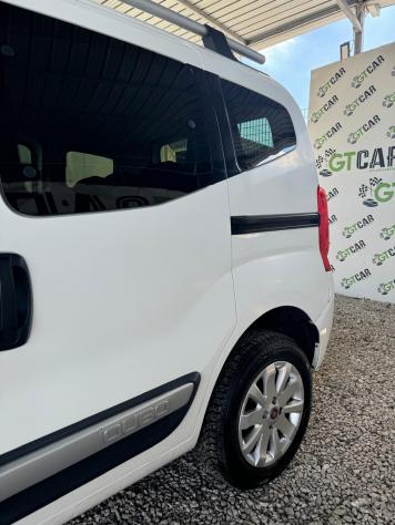 Fiat Qubo 1.3 MJT 95 CV Trekking - Foto 9