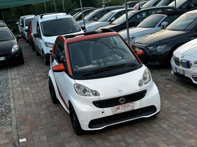 Smart ForTwo 1000 52 kW MHD cabrio Urbanrunner - Foto 3