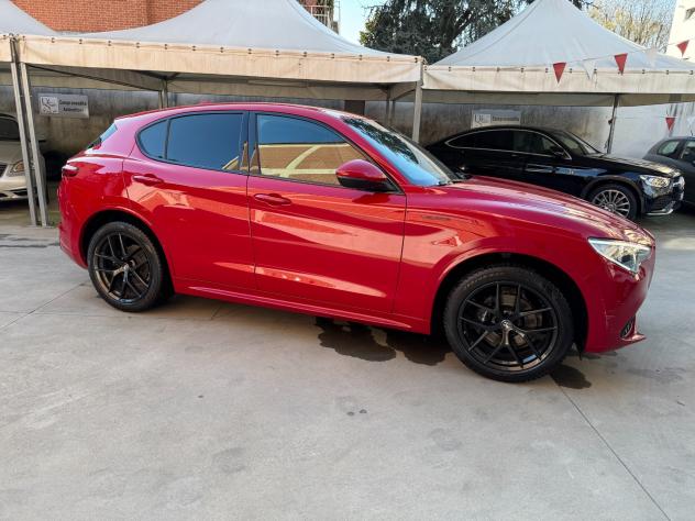 Alfa Romeo Stelvio 2.2 Turbodiesel 210 CV AT8 Q4 Veloce - Foto 8